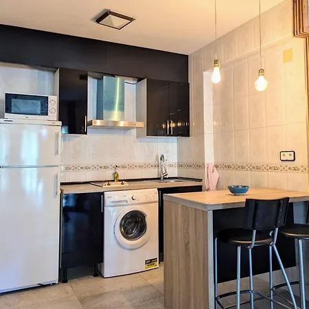 Apartment A 5 Minutos De Playas De En Avenida Carles Buigas Salou